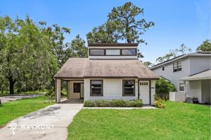 featured image of 3595 Raintree Way