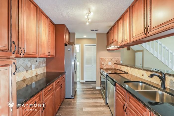 3595 Raintree Way - Photo 7 of 16