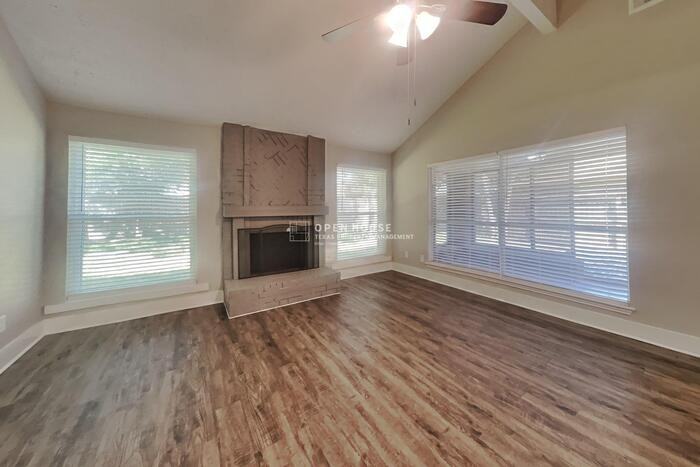 2142 Musket Ridge Dr - Photo 5 of 20