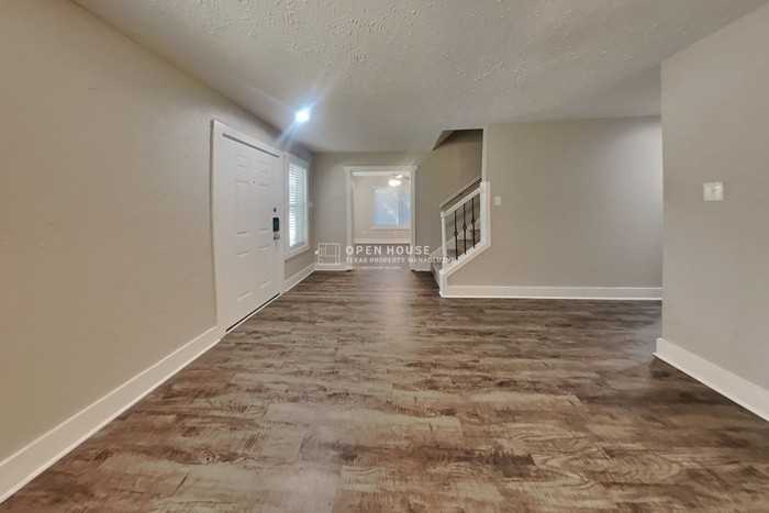 2142 Musket Ridge Dr - Photo 7 of 20