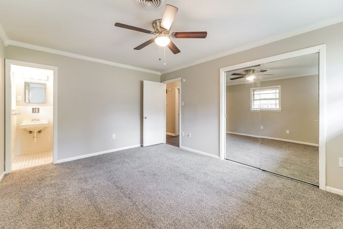 5820 Medallion Dr - Photo 7 of 12