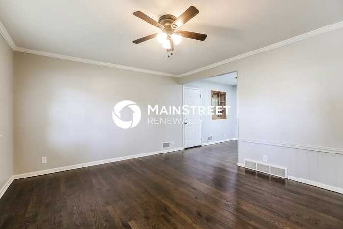 4107 S Mccoy St - Photo 3 of 17