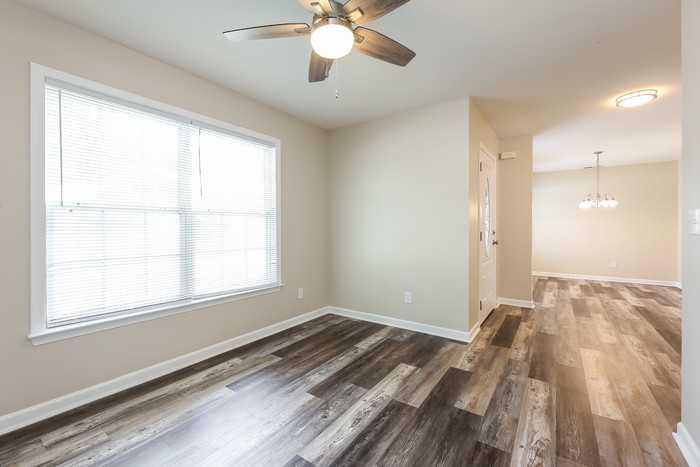 4 Hershey Dr - Photo 7 of 13