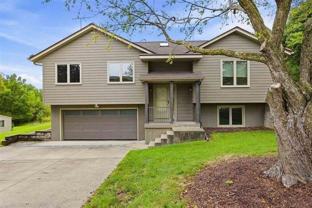 1760 Lynncrest Dr - Photo 1 of 1