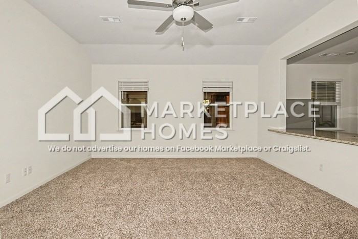 511 Monroe Jackson St - Photo 5 of 33