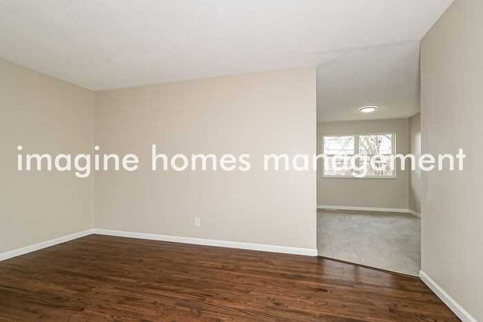 1264 Roth Hill Dr - Photo 5 of 22