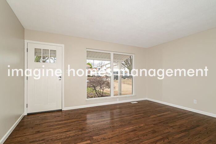 1264 Roth Hill Dr - Photo 6 of 22