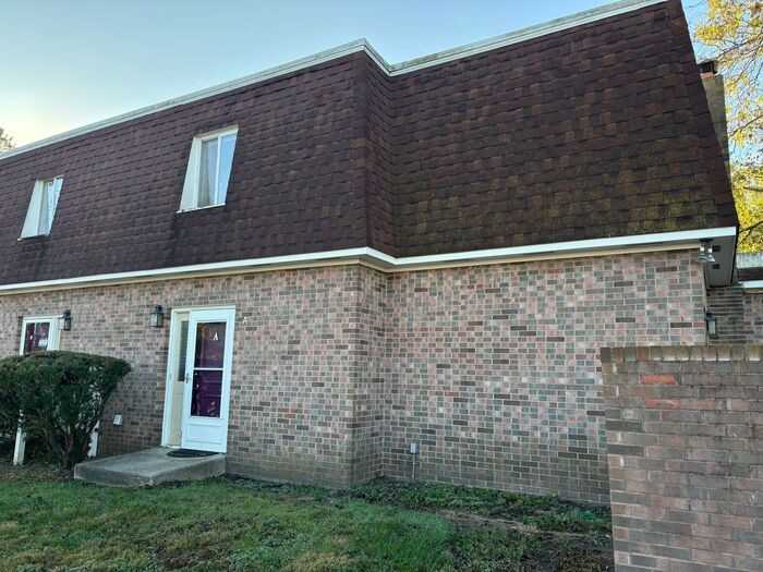 2901 Poplar St - Photo 2 of 11