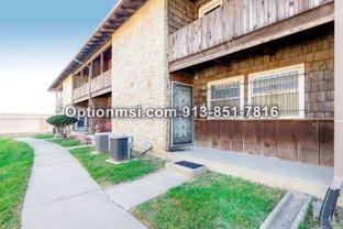 1223 N 76th Ter - Photo 1 of 1