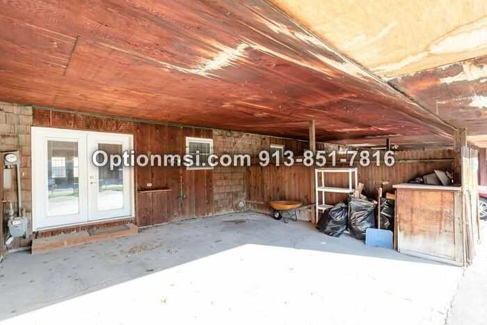 1223 N 76th Ter - Photo 2 of 28