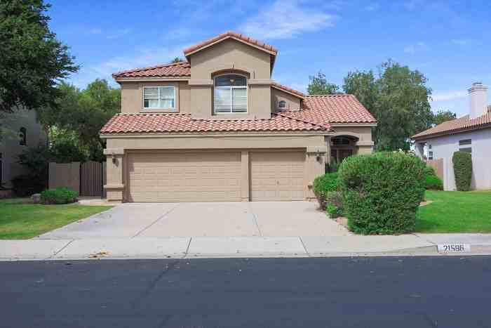 21596 N 59th Ln - Photo 2 of 45