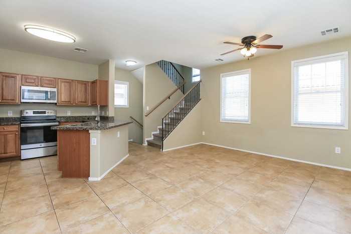 4325 E Jasper Dr - Photo 7 of 18