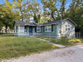 featured image of 5825 Manchester Ave