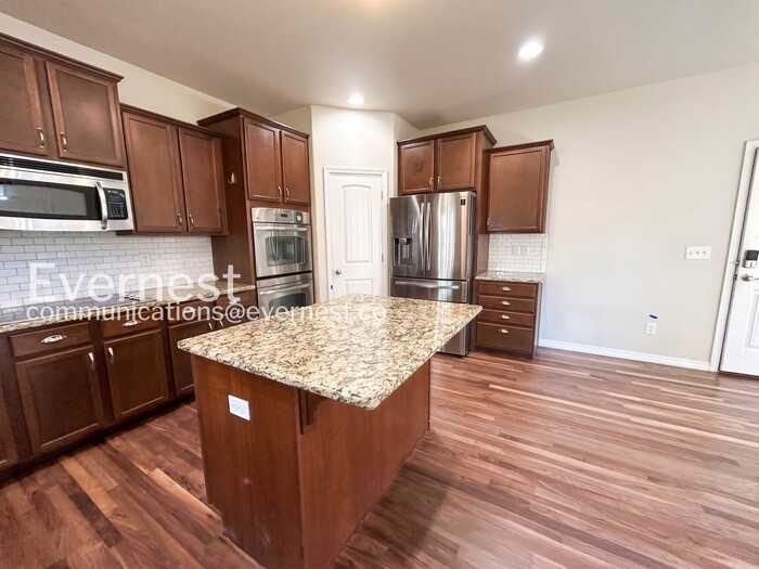 17687 Water Flume Way - Photo 4 of 26