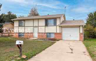 2430 W Stuart St - Photo 1 of 1