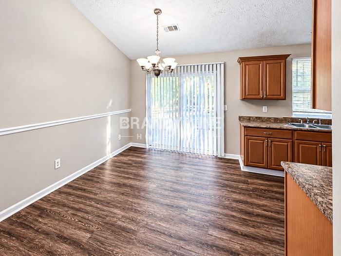 7632 Ward Ln - Photo 7 of 21