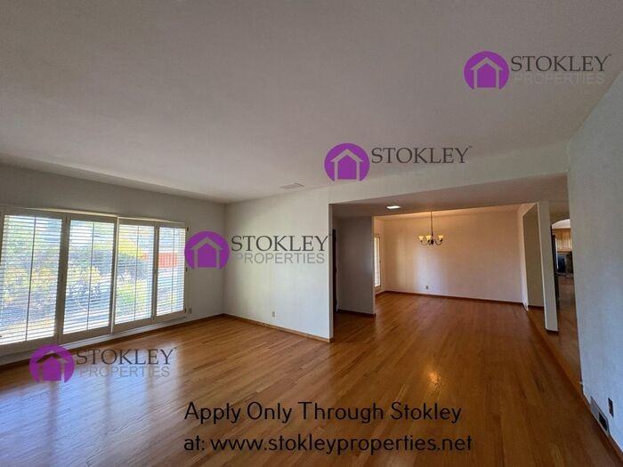 893 Appaloosa Dr - Photo 3 of 26