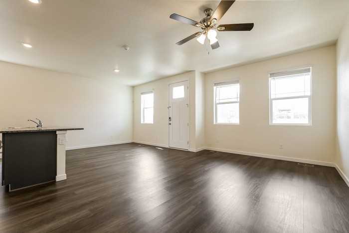 13425 Oneida Ln - Photo 4 of 14