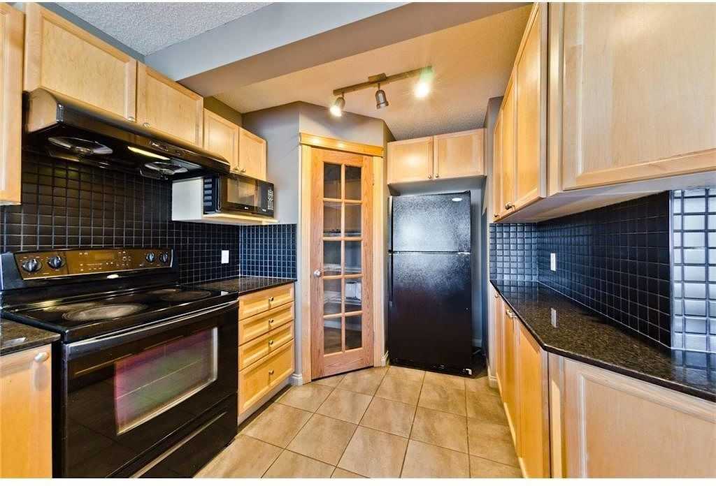 191 Cougarstone Crt Sw - Photo 3 of 11