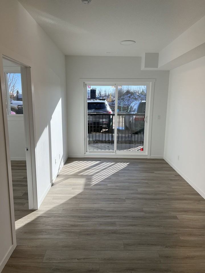 860 - 860 Secord Boulevard Northwest - Photo 2 of 32