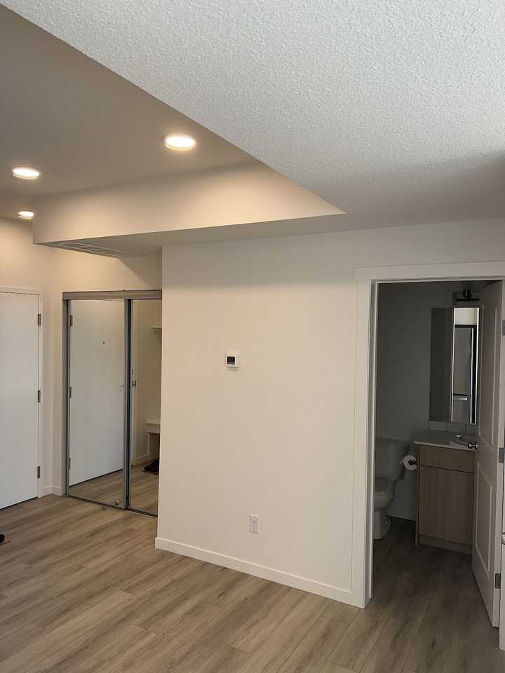 860 - 860 Secord Boulevard Northwest - Photo 7 of 32
