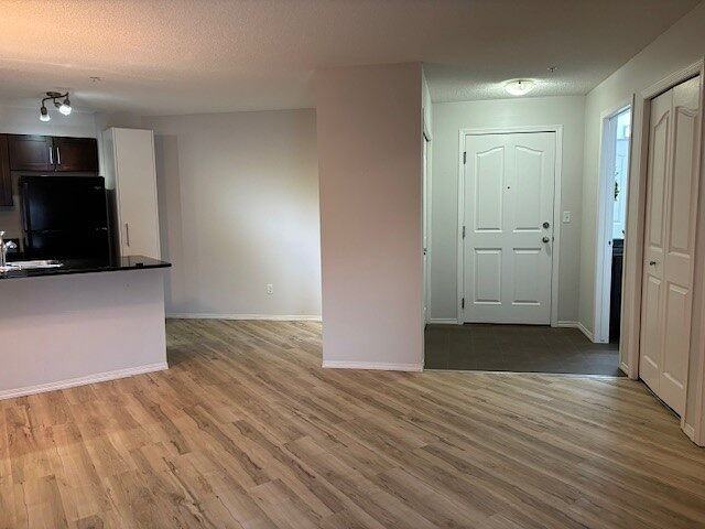 355 Taralake Way Ne - Photo 2 of 20