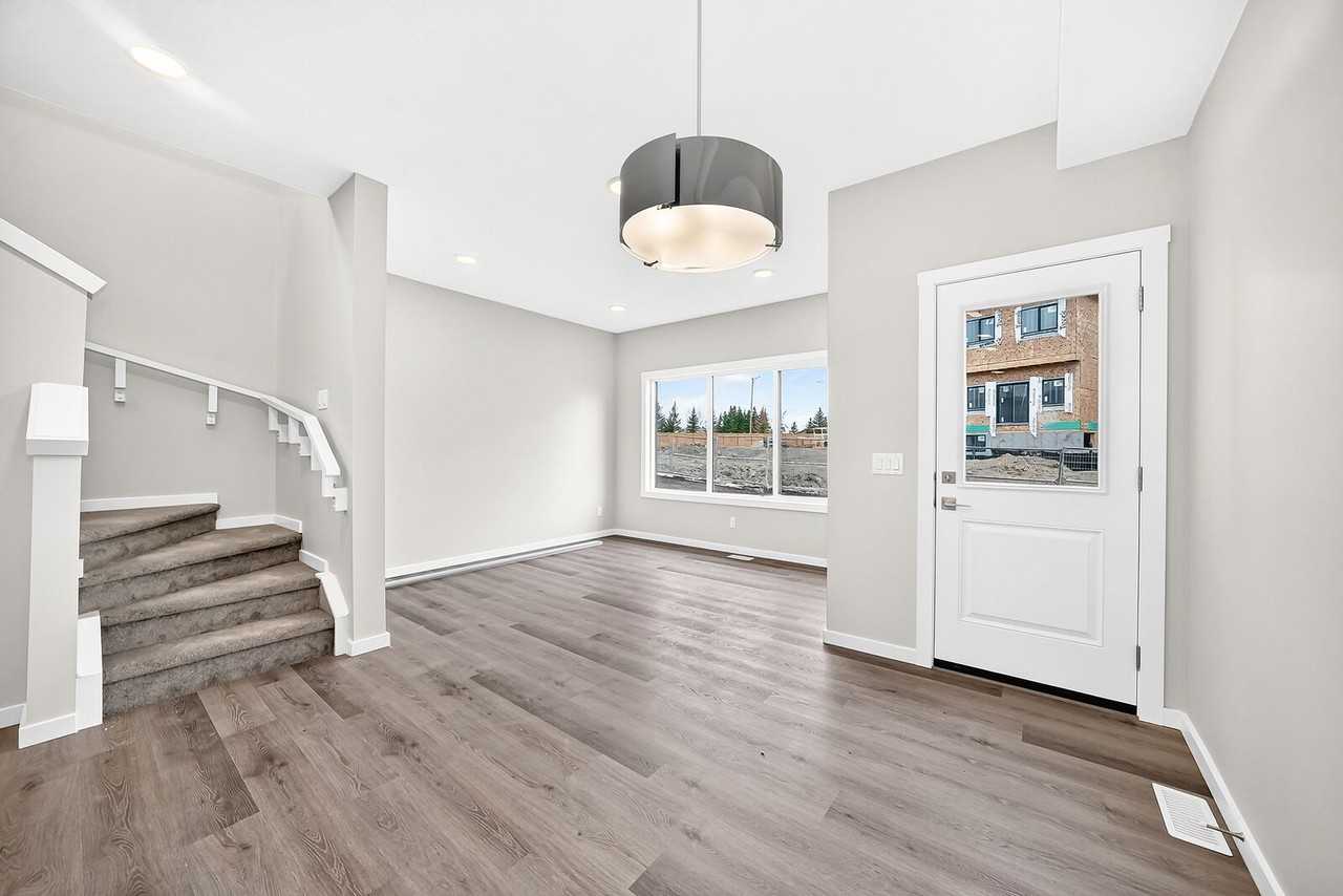 32 Heritage Crt - Photo 5 of 14