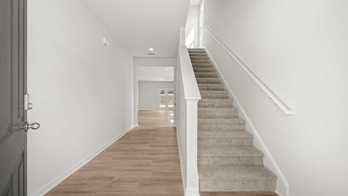 110 Babcock Dr Ne #NA - Photo 5 of 27
