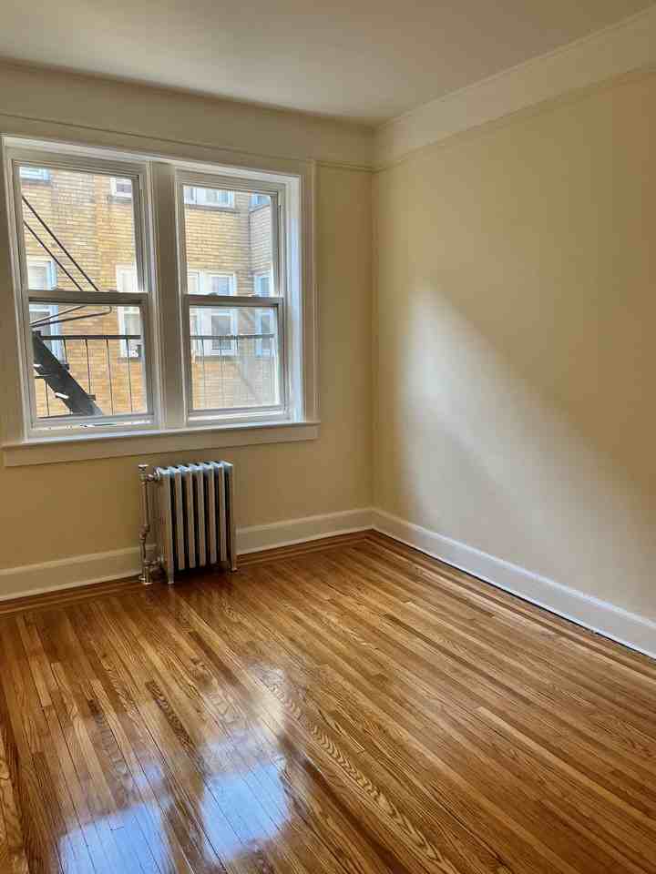 222 Christie St #3F - Photo 2 of 10