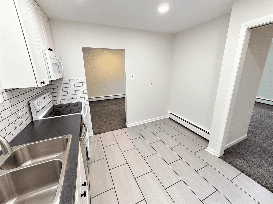 415 Ventura Ct #415 - Photo 2 of 14