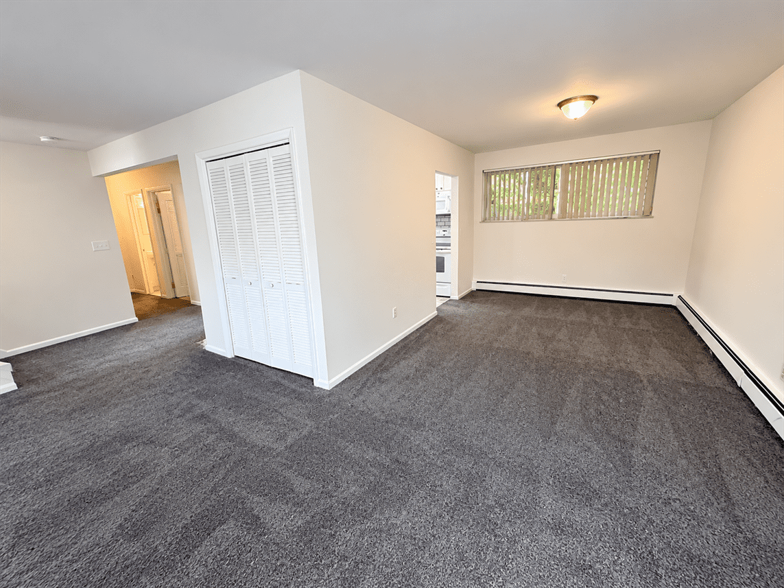 415 Ventura Ct #415 - Photo 3 of 14