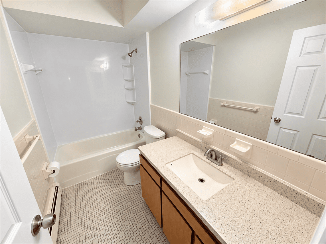 415 Ventura Ct #415 - Photo 6 of 14