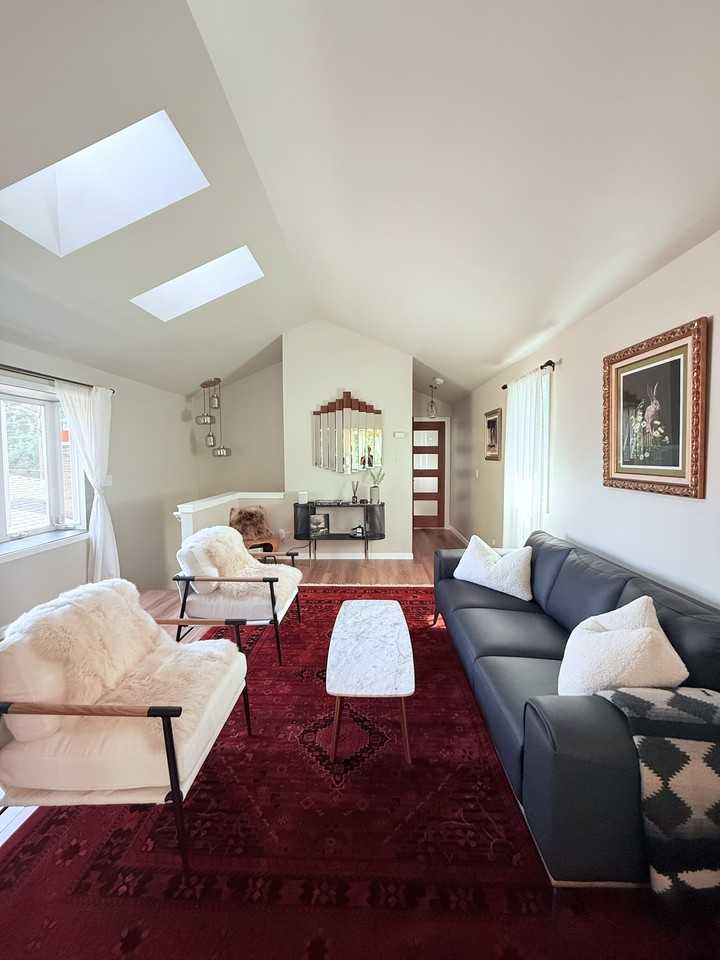 7519 25th Ave Ne #NA - Photo 6 of 20