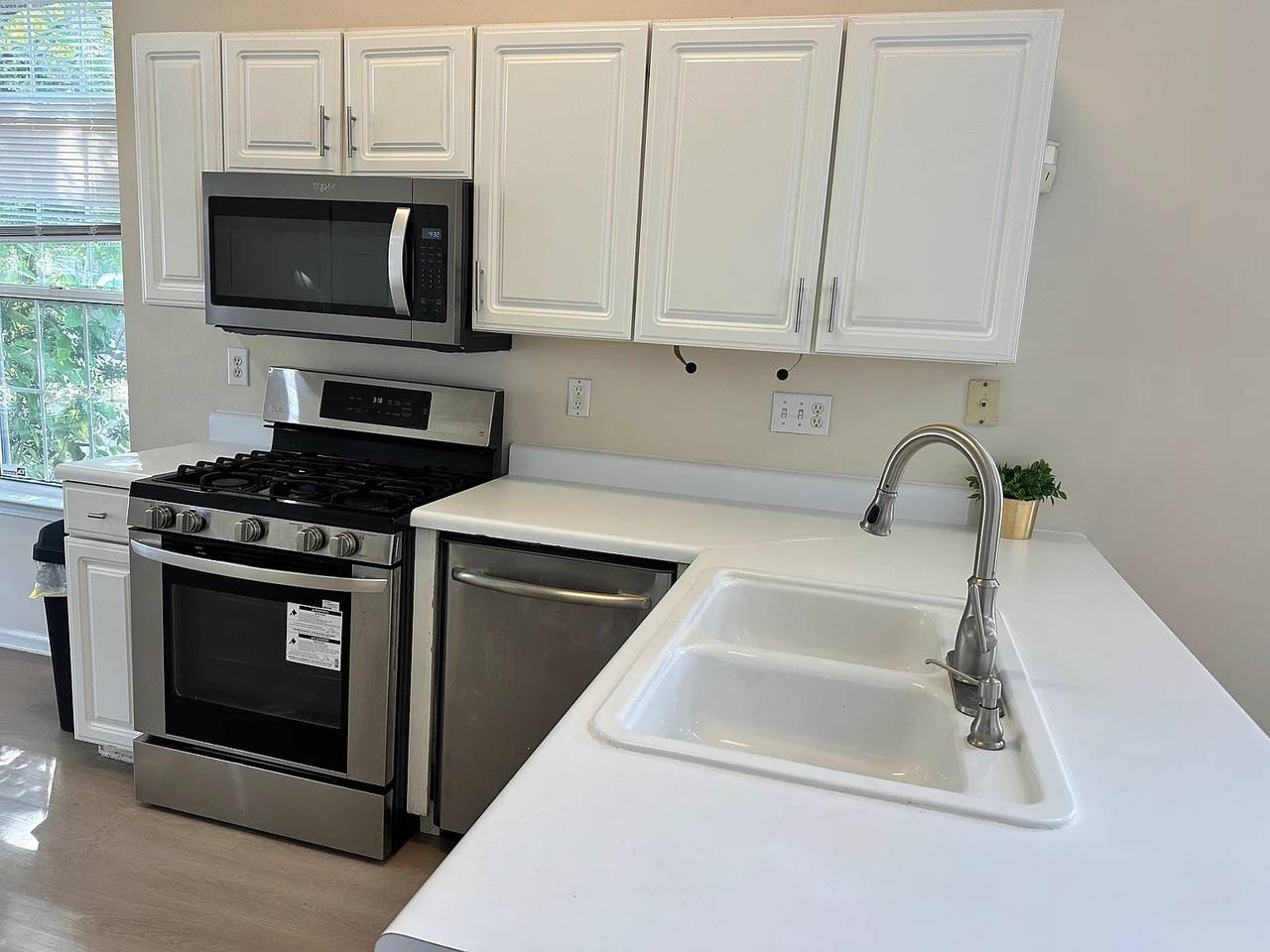 7030 Trellis Ct #NA - Photo 5 of 7