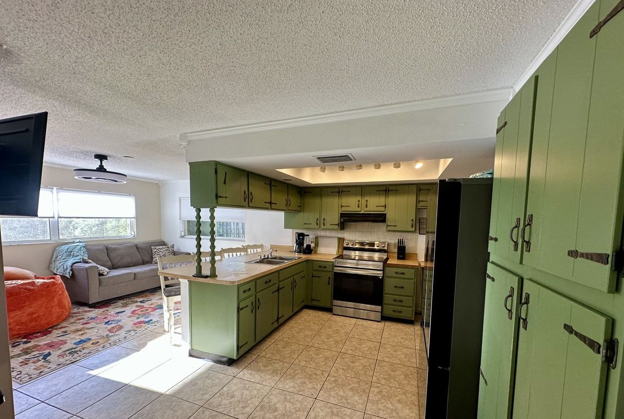 9216 N Alpinia Dr #NA - Photo 3 of 15