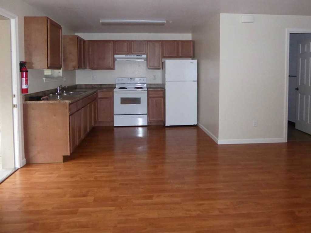 335 Union St #2I - Photo 3 of 13