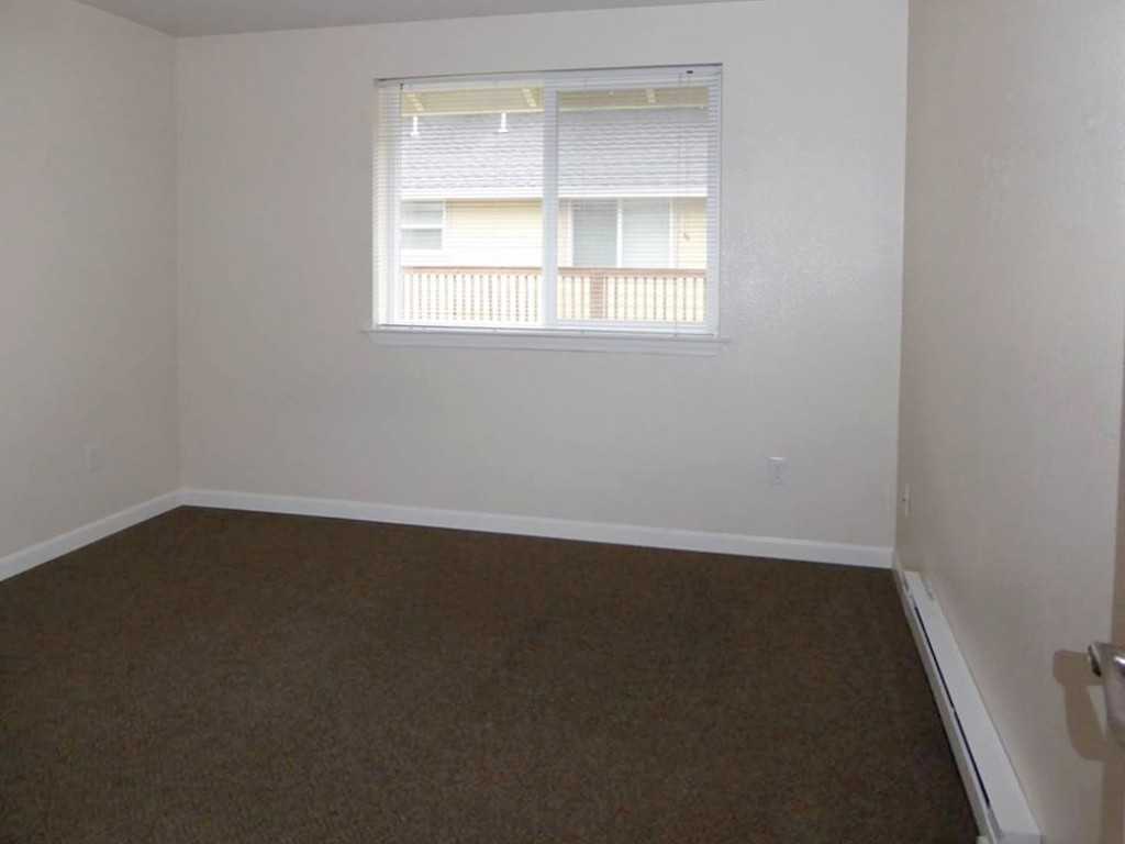 335 Union St #2I - Photo 7 of 13