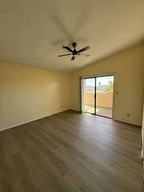 13527 Lemoli Ave #19 - Photo 7 of 11