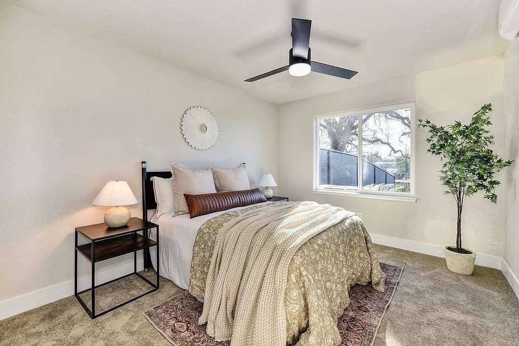 2754 Commons Pl #NA - Photo 3 of 13