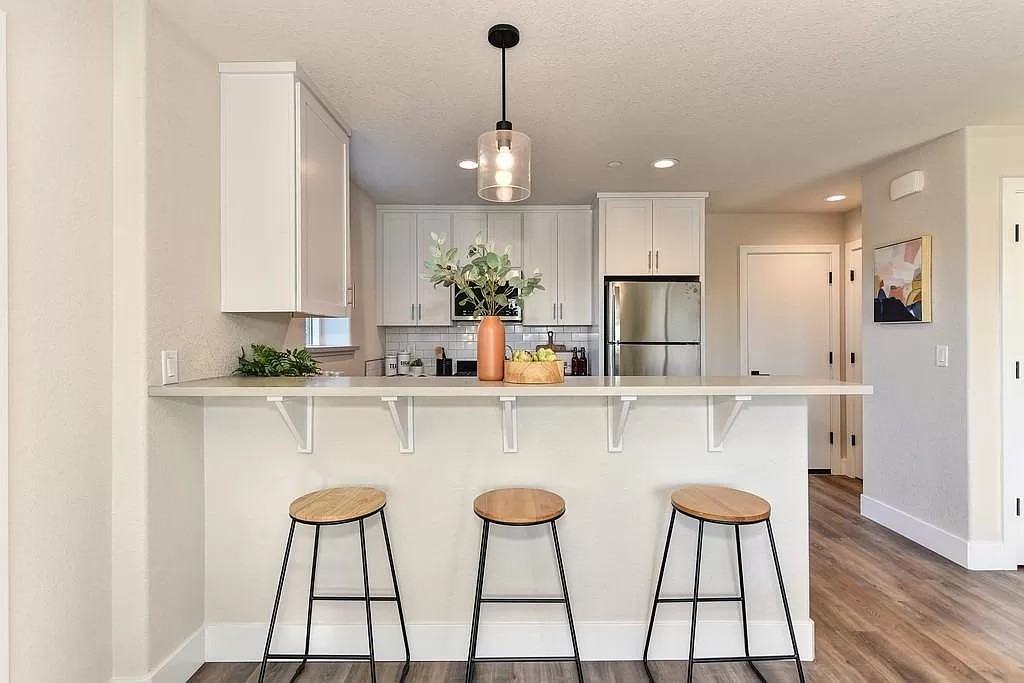 2754 Commons Pl #NA - Photo 7 of 13