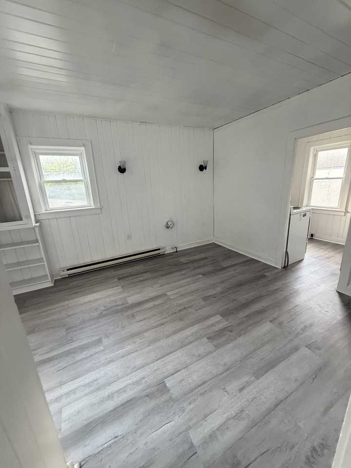 573 Ritter Dr #1-2 - Photo 2 of 13