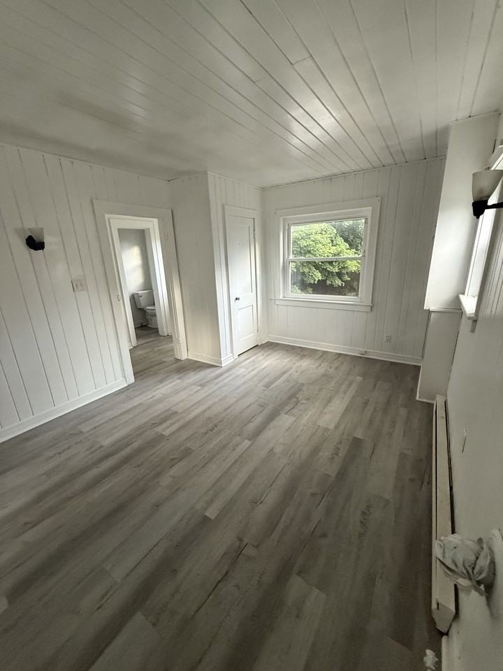 573 Ritter Dr #1-2 - Photo 4 of 13