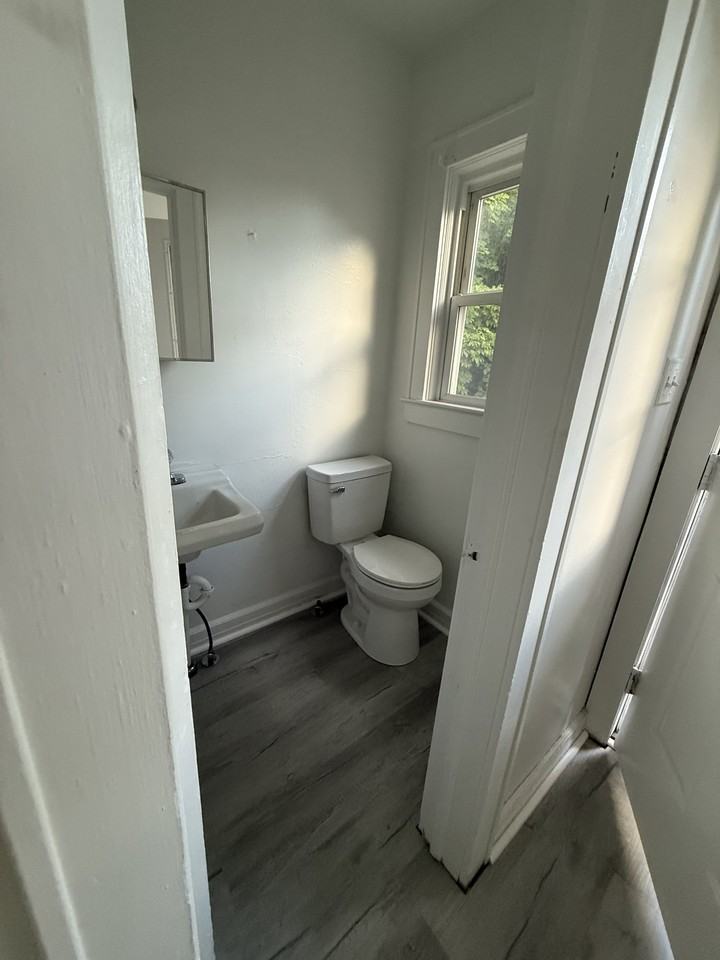 573 Ritter Dr #1-2 - Photo 7 of 13