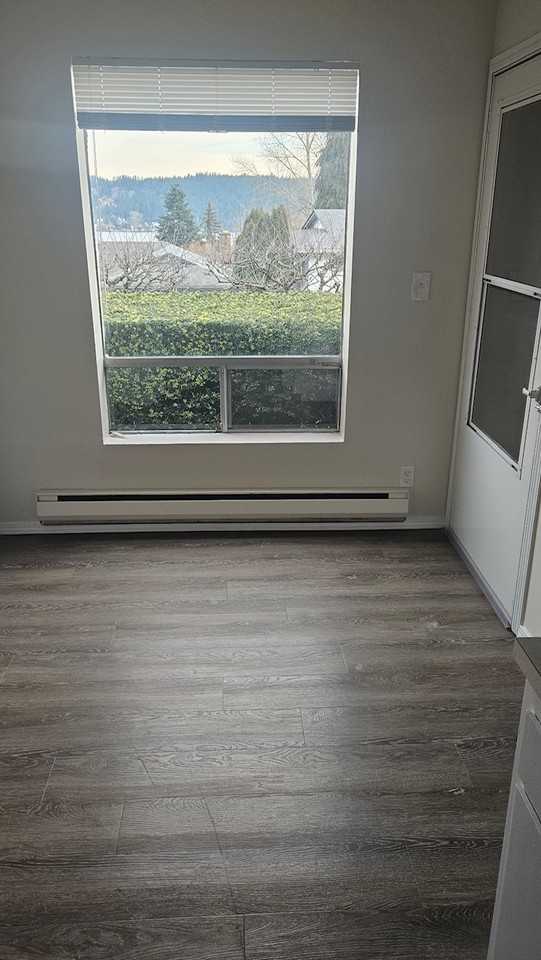 14991 37th Ave Ne #B - Photo 6 of 15