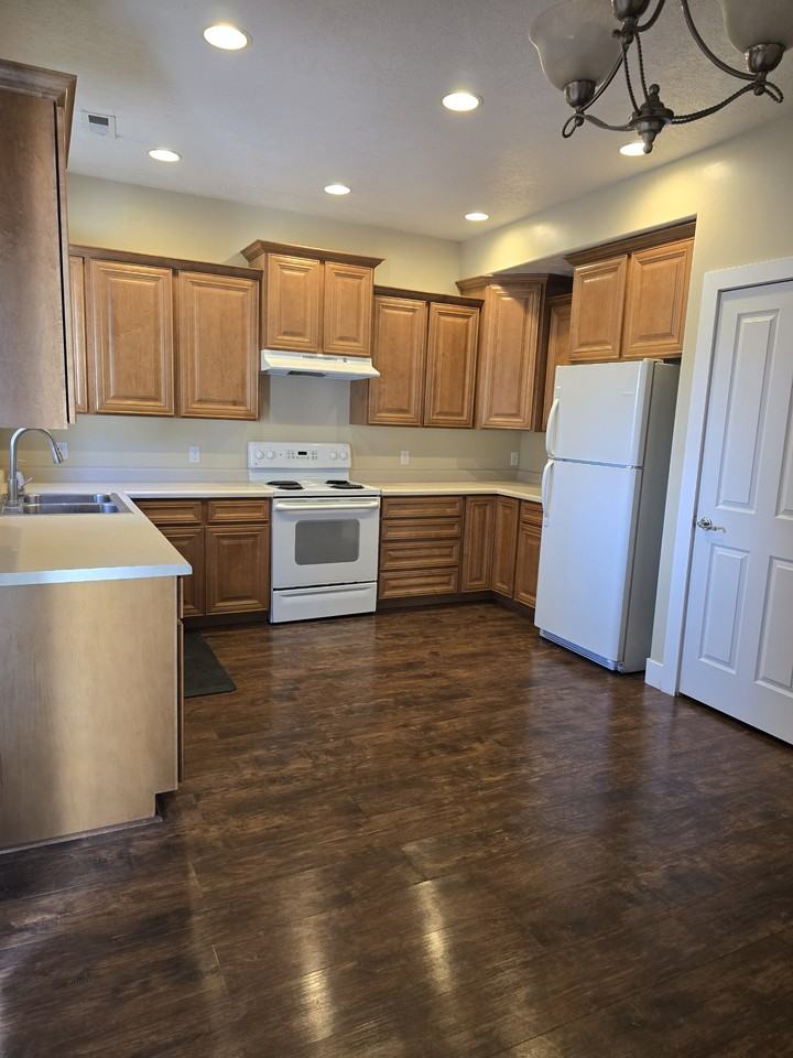 13463 S Corbin Valley Dr #NA - Photo 4 of 35