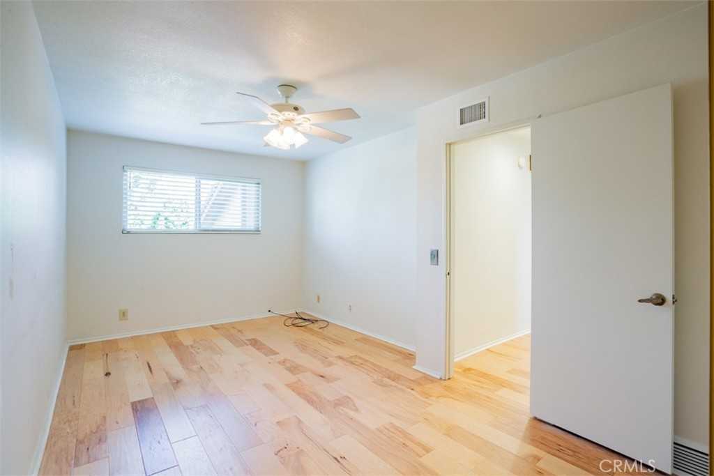941 Calle Serra - Photo 3 of 5