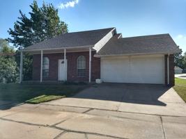 featured image of 202 Timbercrest Ct