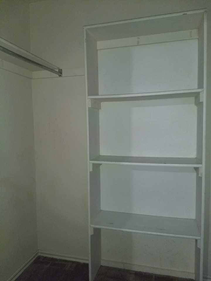 202 Timbercrest Ct - Photo 3 of 42