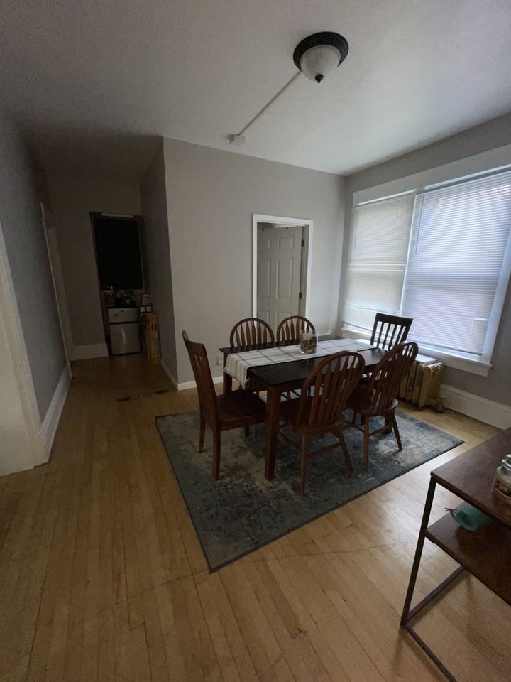 426 W Sanborn St - Photo 7 of 14