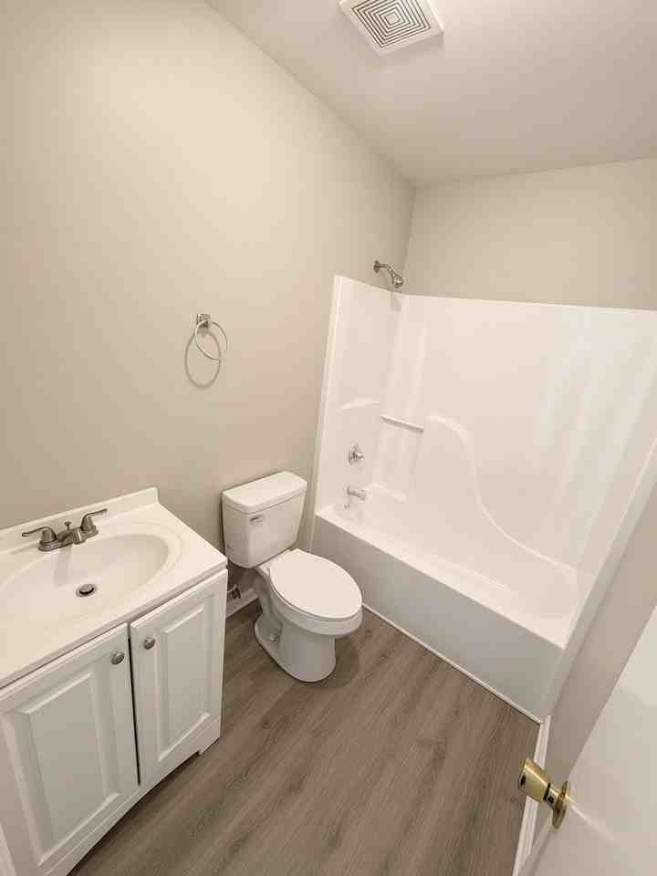 607 Marvin Cir - Photo 3 of 4
